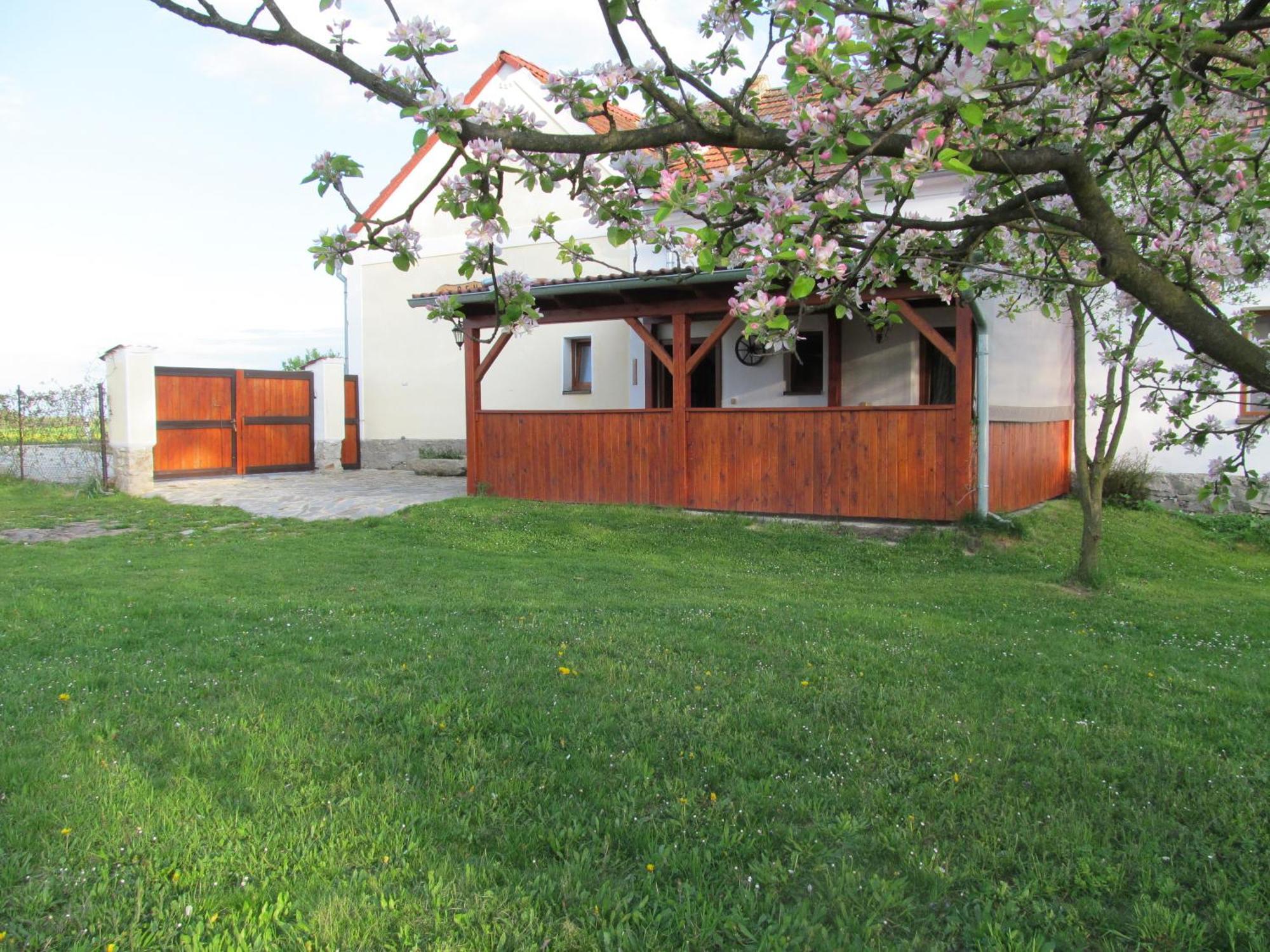 Pension Otevek Trhove Sviny Exterior photo